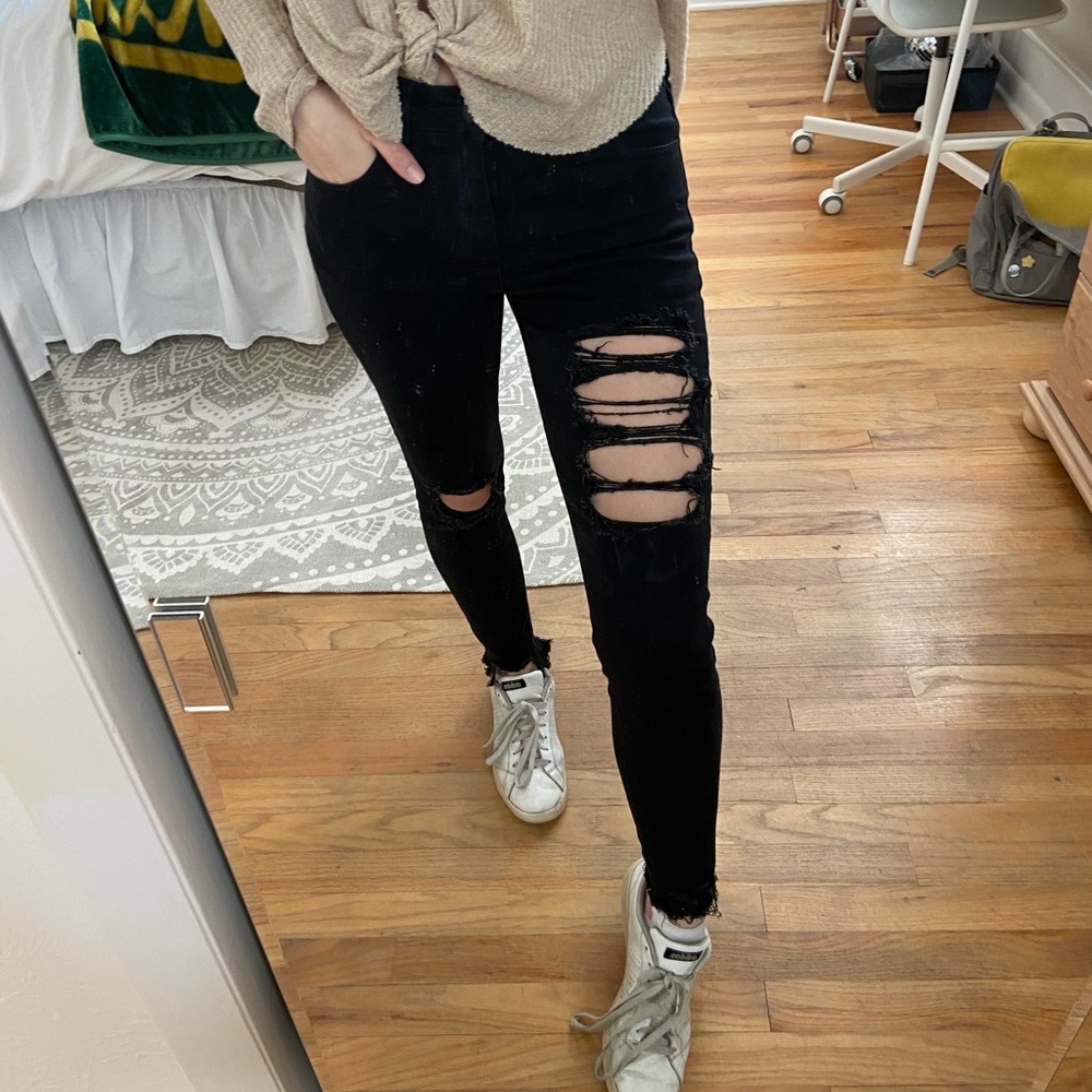 American Eagle High Waisted Black Ripped Skinny Jeans